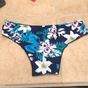 Mooskini Bikini Cheeky Bottoms!